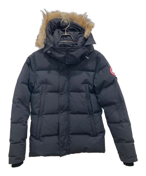 CANADA GOOSE（カナダグース）CANADA GOOSE (カナダグース) ファー付きダウンジャケット ネイビー サイズ:Sの古着・服飾アイテム