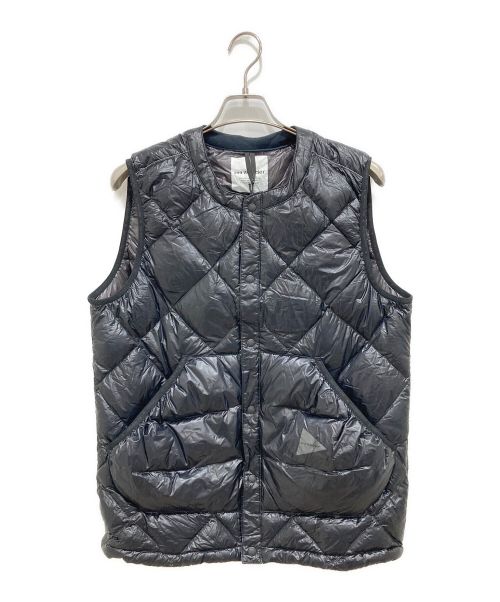 and wander（アンドワンダー）and wander (アンドワンダー) diamond stitch down vest ブラック サイズ:Lの古着・服飾アイテム