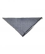 LOUIS VUITTONルイ ヴィトン）の古着「Denim Monogram Triangle Shawl」｜インディゴ