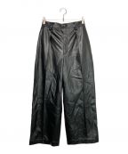 MAISON SPECIALメゾンスペシャル）の古着「Recycle Leather Pin Tuck Wide Pants」｜ブラック