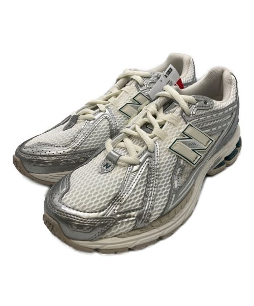 NEW BALANCE（ニューバランス）NEW BALANCE (ニューバランス) M1906ローカットスニーカー ホワイト サイズ:27.5の古着・服飾アイテム