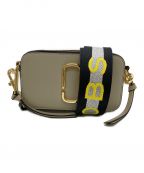 MARC JACOBSマークジェイコブス）の古着「THE SNAPSHOT CAMERA BAG」｜ベージュ