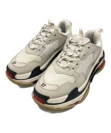 BALENCIAGA（バレンシアガ）の古着「TRIPLE S」｜ホワイト