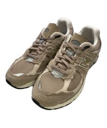 NEW BALANCE（ニューバランス）の古着「2002R」｜ベージュ