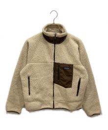 Patagonia（パタゴニア）の古着「Classic RETRO-X JACKET」｜アイボリー