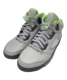 NIKE（ナイキ）の古着「AIR JORDAN 5 RETRO "Green Bean"  エアジョーダン 5 レトロ "グリーン ビーン" シルバー/グリーン ビーン-フリント グレー」｜グレー