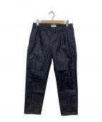 STILL BY HANDスティルバイハンド）の古着「デニムパンツ / 1tuck Tapered Denim Pants」｜インディゴ