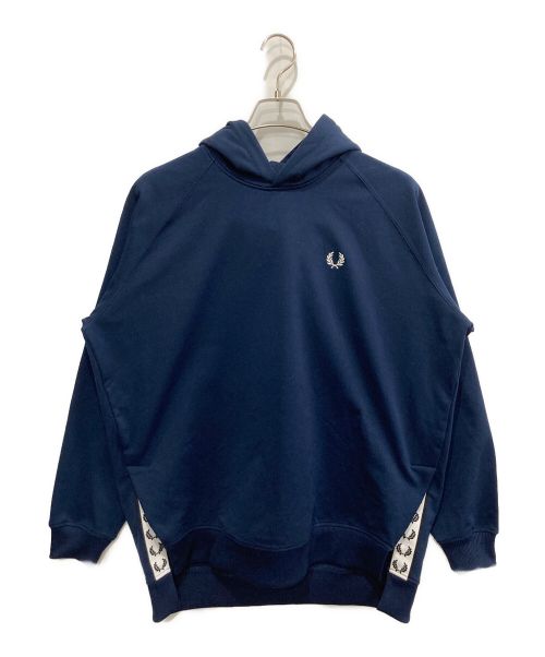 FRED PERRY（フレッドペリー）FRED PERRY (フレッドペリー) サイドスリットプルオーバーパーカー ネイビー サイズ:Mの古着・服飾アイテム