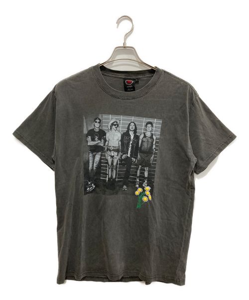 RED HOT CHILI PEPPERS（レッドホットチリペッパーズ）RED HOT CHILI PEPPERS (レッドホットチリペッパーズ) バンドTシャツ グレー サイズ:Lの古着・服飾アイテム