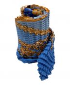HERMESエルメス）の古着「カレ90プリーツスカーフ ブラジル」｜ブルー
