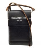 DIESELディーゼル）の古着「Crust-Crossbody レザーショルダーバッグ」｜ブラック