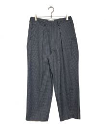 YOKE（ヨーク）の古着「COLORS PLAID WOOL 1TUCK WIDE」｜グレー