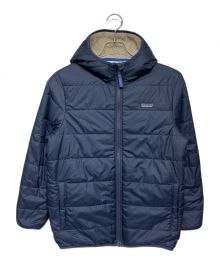 Patagonia（パタゴニア）の古着「キッズ・リバーシブル・レディ・フレディ・フーディ」｜ベージュ×ネイビー