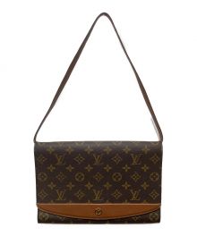 LOUIS VUITTON（ルイ ヴィトン）の古着「クラッチバッグ」｜ブラウン