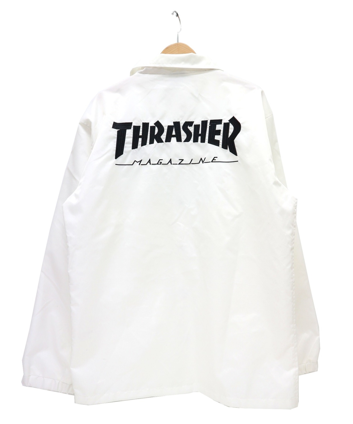 中古 古着通販 Thrasher スラッシャー ロゴ刺繍コーチジャケット ホワイト サイズ L ブランド 古着通販 トレファク公式 Trefac Fashion