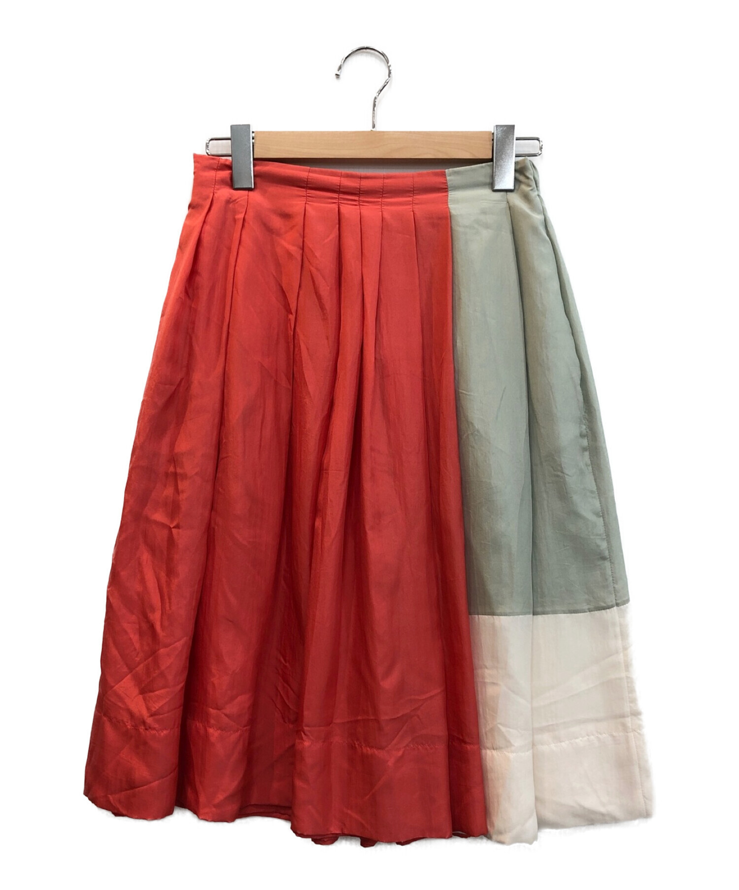 FENDIのレース地スカート新品タグ付き - スカート