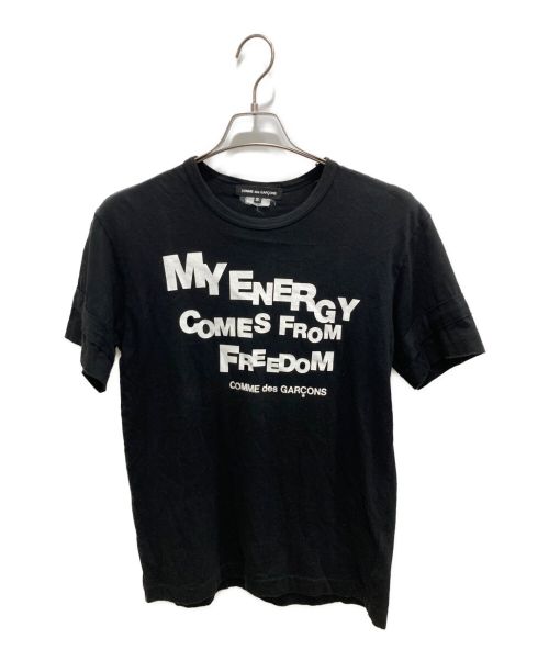 COMME des GARCONS（コムデギャルソン）COMME des GARCONS (コムデギャルソン) MY ENERGY COMES FROM FREEDOM TEE ブラック サイズ:Sの古着・服飾アイテム