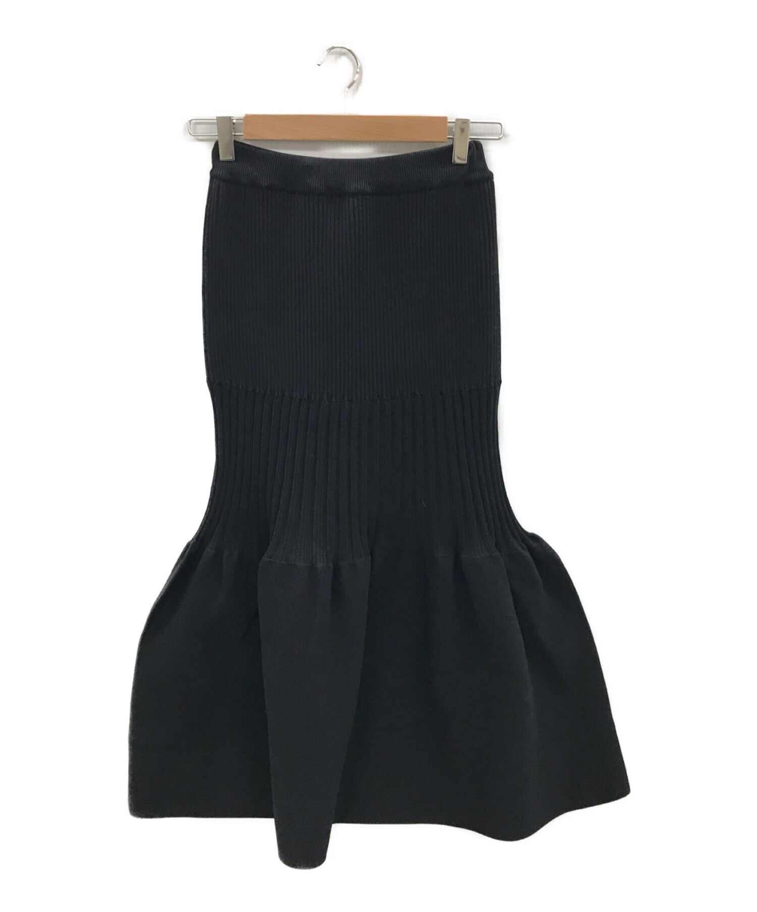 CFCL FLUTED SKIRT2 黒-connectedremag.com