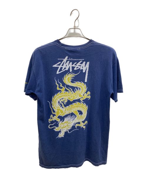 stussy（ステューシー）stussy (ステューシー) ドラゴン&ツアーロゴTシャツ ネイビー サイズ:Mの古着・服飾アイテム