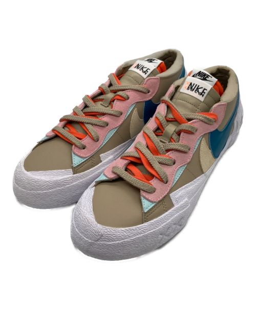 NIKE（ナイキ）NIKE (ナイキ) KAWS (カウズ) sacai (サカイ) BLAZER LOW ベージュ サイズ:US10.5の古着・服飾アイテム