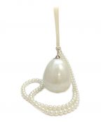 Simone Rochaシモーネ ロシャ）の古着「MICRO HANDHELD EGG BAG WITH PEARL CROSSBODY STRAP」｜ホワイト