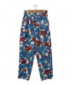 6(ROKU) BEAUTY&YOUTHロク ビューティーアンドユース）の古着「FLOWER PRINT TUCK PANTS」｜ブルー