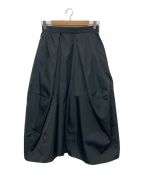 ENFOLDエンフォルド）の古着「DEFORMED MIDI SKIRT」｜グレー