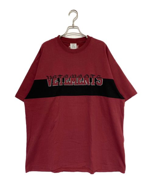 VETEMENTS（ヴェトモン）VETEMENTS (ヴェトモン) Horizontal Cut Up Logo Tee レッド サイズ:Mの古着・服飾アイテム