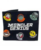 MONCLER GENIUSモンクレール ジーニアス）の古着「シティーシンボル クラッチバッグ」｜ブラック