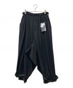 Y'sワイズ）の古着「GATHERED HEM-BELTED PANTS」｜ブラック