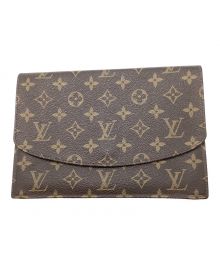 LOUIS VUITTON（ルイ ヴィトン）の古着「クラッチバッグ」｜ブラウン