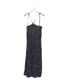 HYKE（ハイク）の古着「PEBBLE PRINTED MAXI DRESS」｜ブラック