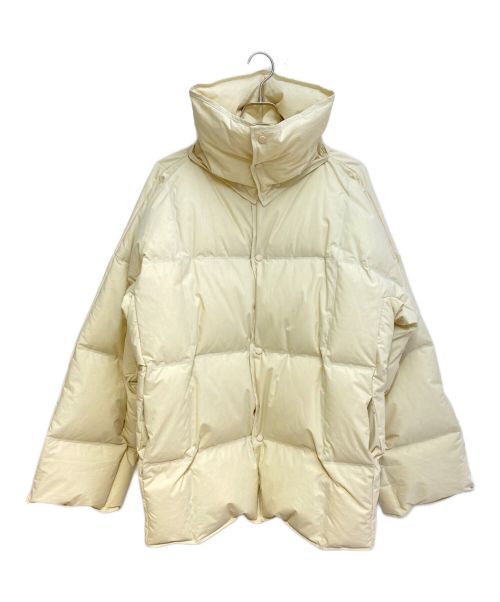 BOTTEGA VENETA（ボッテガベネタ）BOTTEGA VENETA (ボッテガベネタ) Padded down jacket（パテッドダウンジャケット） オフホワイト サイズ:Mの古着・服飾アイテム