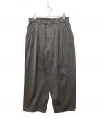 Graphpaperグラフペーパー）の古着「COLORFAST DENIM 2 TUCK PANTS」｜グレー