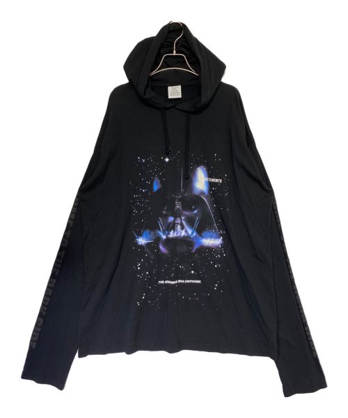 VETEMENTS（ヴェトモン）VETEMENTS (ヴェトモン) STAR WARS (スターウォーズ) Darth Vader hoodie ブラック サイズ:Mの古着・服飾アイテム