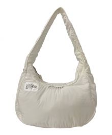 BETTER THAN GOOD（ベターザングッド）の古着「PADDED ROUND BAG」｜ホワイト