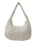 BETTER THAN GOOD (ベターザングッド) PADDED ROUND BAG ホワイト サイズ:-：6000円