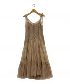 HER LIP TOハーリップトゥ）の古着「Lace-Trimmed Satin Cami Dress」｜ベージュ