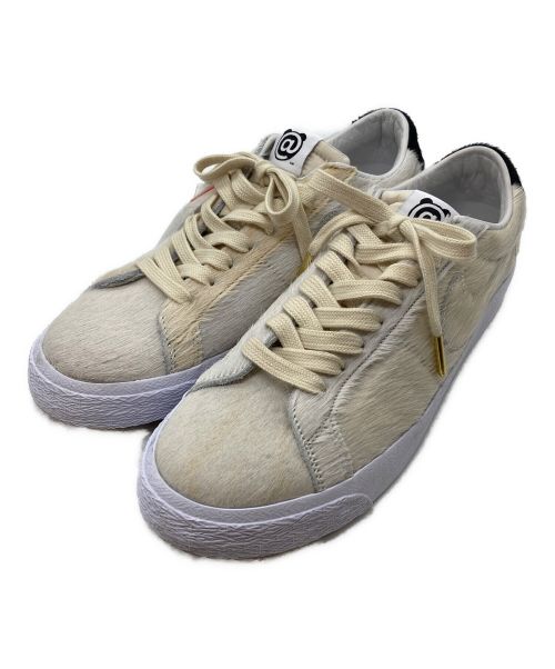 NIKE SB（ナイキエスビー）NIKE SB (ナイキエスビー) BLAZER LOW BE@RBRICK クリームホワイト サイズ:28.5cmの古着・服飾アイテム