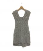 Mame Kurogouchiマメクロゴウチ）の古着「Multi-Pattern Cable Sleeveless Knitted Vest」｜グレー