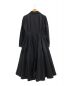 foufou (フーフー) open collar gold button dress ブラック：8000円