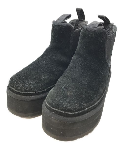 UGG（アグ）UGG (アグ) NEUMEL PLATFORM CHELSEA 1134526 ブラック サイズ:23の古着・服飾アイテム