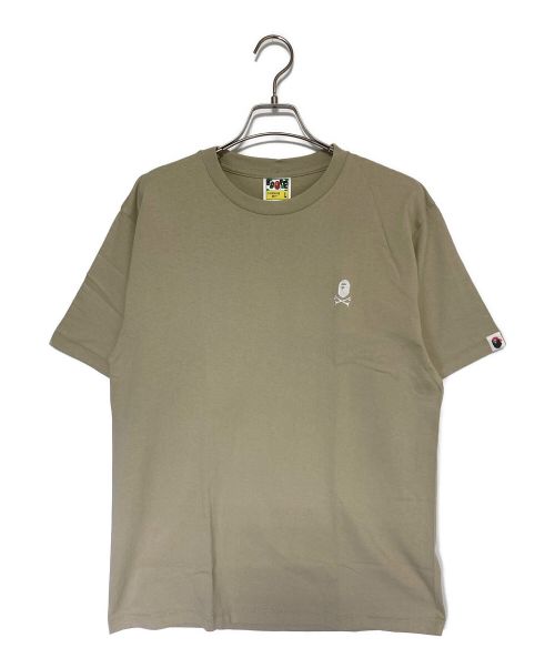 A BATHING APE（アベイシングエイプ）A BATHING APE (アベイシングエイプ) エンブロイダリーTシャツ ベージュ サイズ:SIZE Lの古着・服飾アイテム