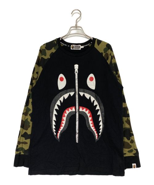 A BATHING APE（アベイシングエイプ）A BATHING APE (アベイシングエイプ) 1st Camo Shark LS Tee  ブラック サイズ:Lの古着・服飾アイテム