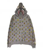 A BATHING APE×MINIONSアベイシングエイプ×ミニオンズ）の古着「SHARK FULL ZIP HOODIE」｜グレー