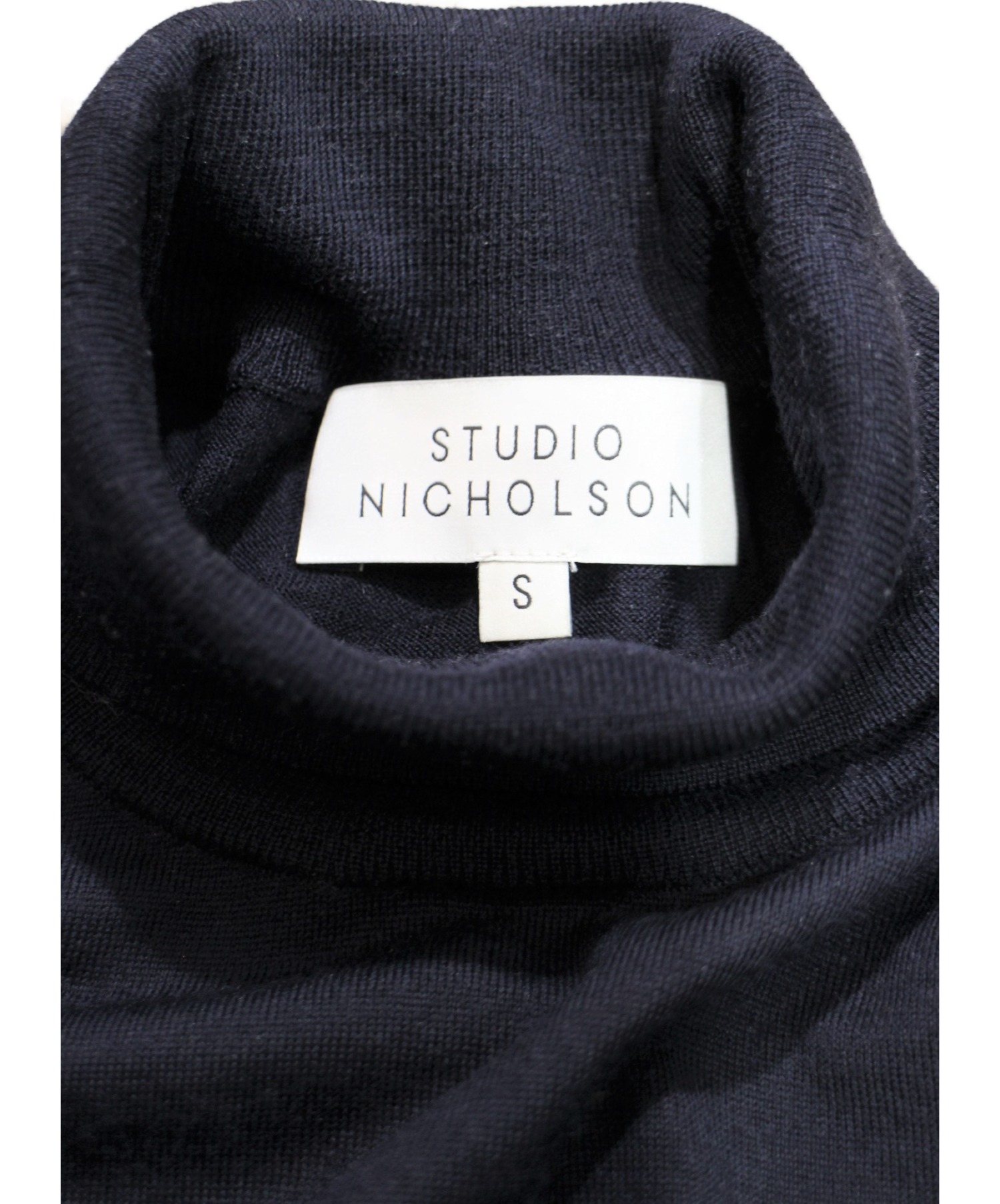 STUDIO NICHOLSON ハイネックニット》 marinefarms.cl