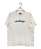 A BATHING APEアベイシングエイプ）の古着「MOUT Exhibition Print Tee」｜ホワイト