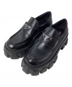 PRADAプラダ）の古着「Monolith Brushed Leather Loafers（モノリス ブラッシュドレザーローファー)」｜ブラック