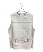 PRADAプラダ）の古着「23SS Belted leather pullover vest (ベルテッドレザープルオーバーベスト)」｜ホワイト