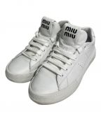 MIU MIUミュウミュウ）の古着「Logo sneakers(ロゴスニーカー)」｜ホワイト